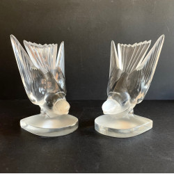 Pair of “Swallow” bookends Lalique France