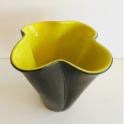 Large "corolla" vase...