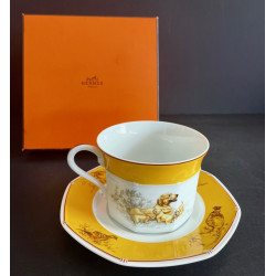 Tasse à thé en porcelaine...