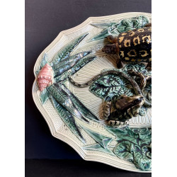 Grand plat en barbotine Art Nouveau dans le goût de  Bernard Palissy