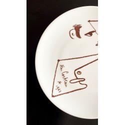 Assiette en porcelaine de Limoges dessin de Jean Cocteau
