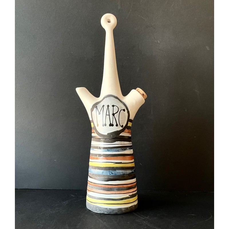 Bouteille en faïence "marc" par Roger Capron à Vallauris