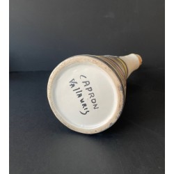Bouteille en faïence "marc" par Roger Capron à Vallauris