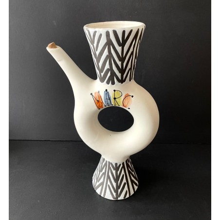 Bouteille "Marc" en faïence par Roger Capron à Vallauris