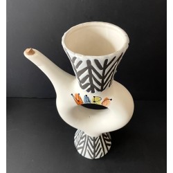 Bouteille "Marc" en faïence par Roger Capron à Vallauris