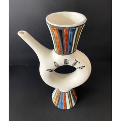 Bouteille "Porto" en faïence par Roger Capron à Vallauris