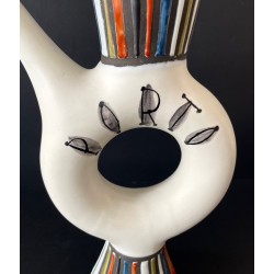 Bouteille "Porto" en faïence par Roger Capron à Vallauris