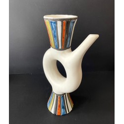 Bouteille "Porto" en faïence par Roger Capron à Vallauris