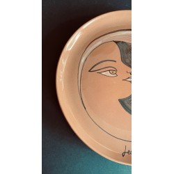 Assiette décorative "Double visage" par Jean Marais à Vallauris