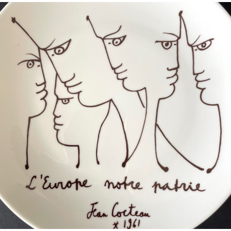 Assiette en porcelaine de Limoges dessin de Jean Cocteau