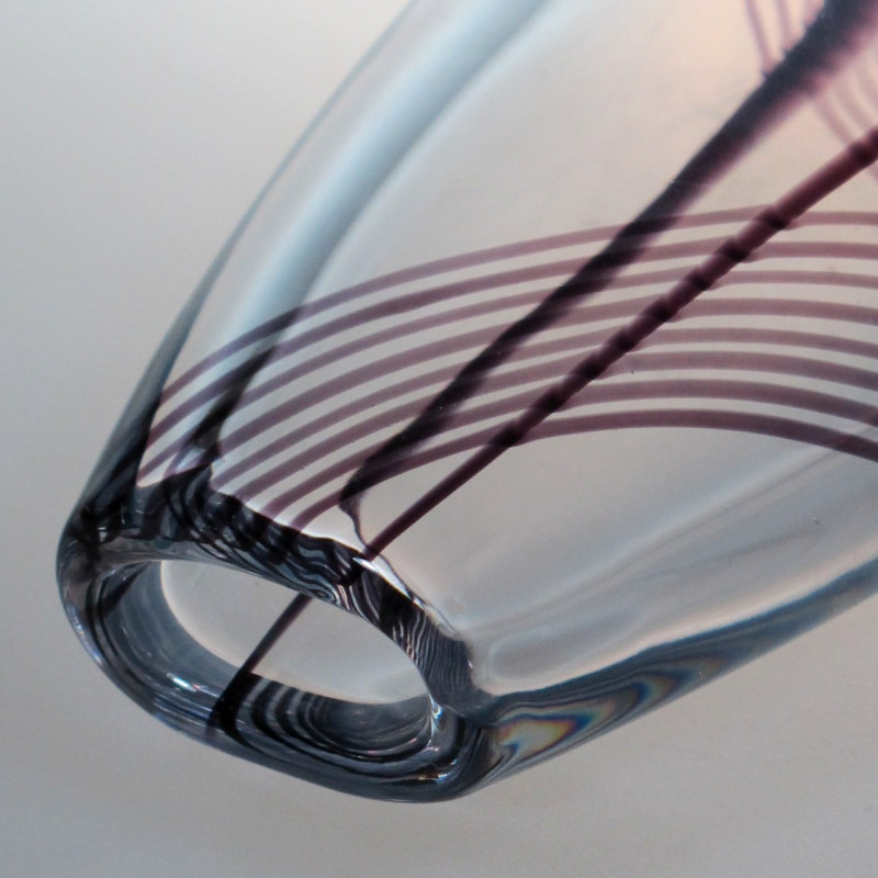 Vintage Sweden Kosta Boda 『Teardrop』 Kosta crystal vase by Vicke Lindstrand (Sweden)