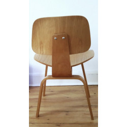 Chaise DCW Eames édition ancienne Herman MIller