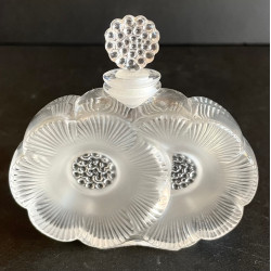 "Two Flowers" Perfume Bottle Lalique France