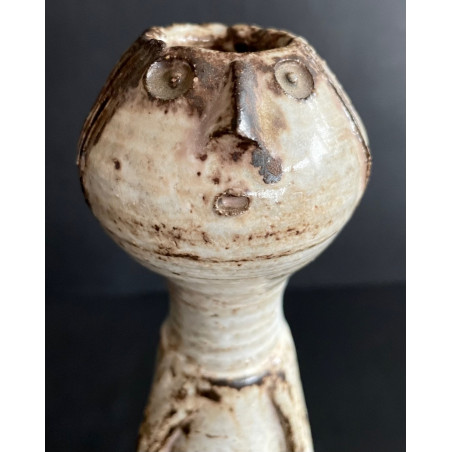 Vase soliflore anthropomorphe par Dominique Pouchain à Dieulefit